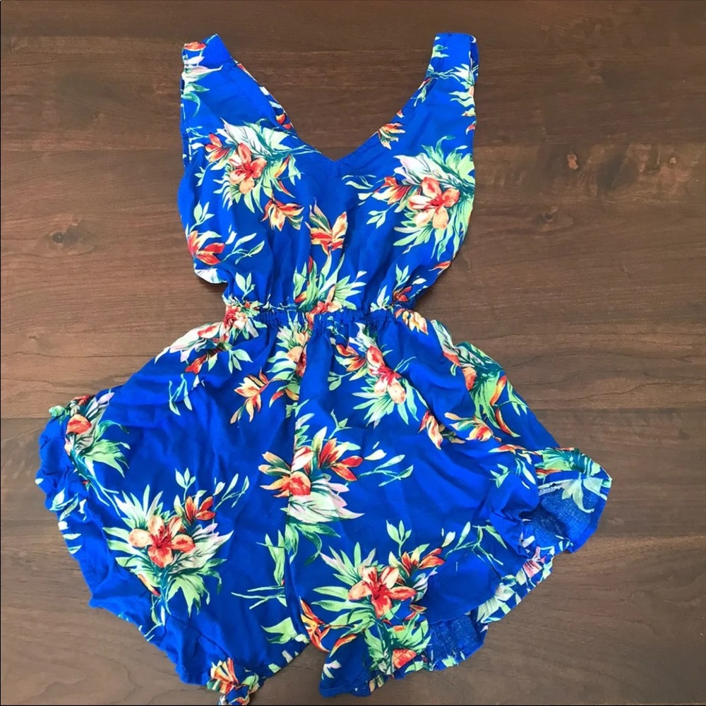 SOLD!*** Blue Floral Onesie / Dress - Medium